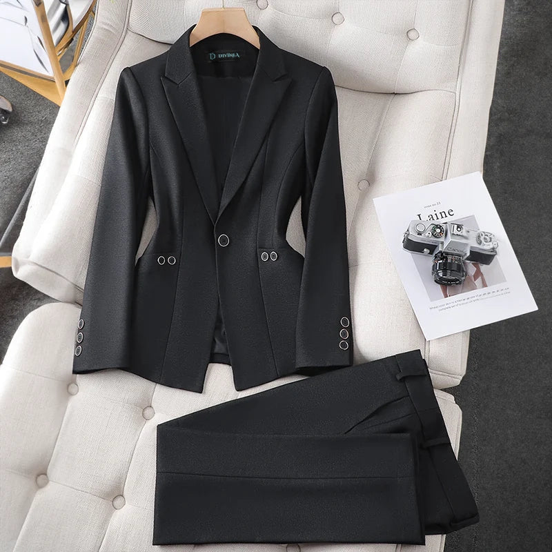Tiya - Blazer & Pants - Inaya